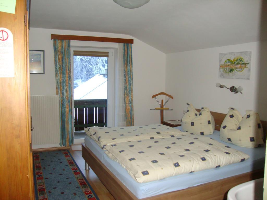 Haus Eder Burgi Hotel Nikolsdorf Quarto foto